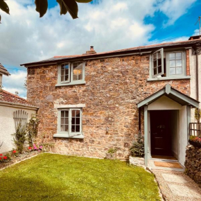 Exmoor, Devon - charming cottage , characterful and brimming with Hygge!